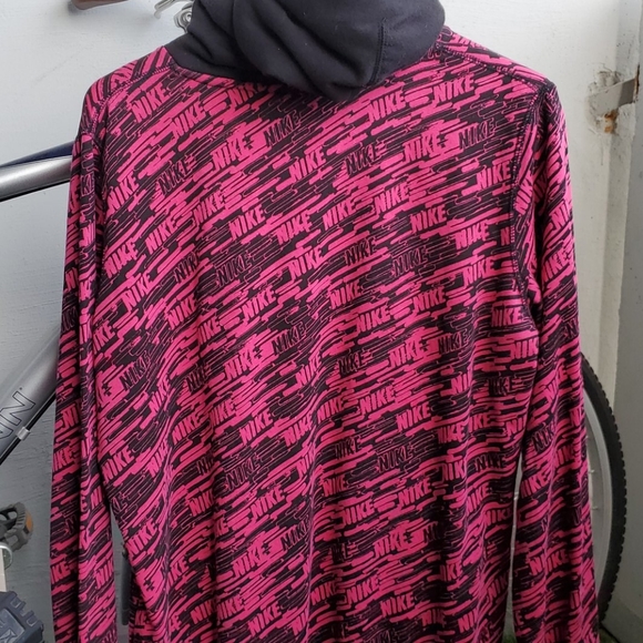 NIKE- HOODIE - Picture 3 of 5